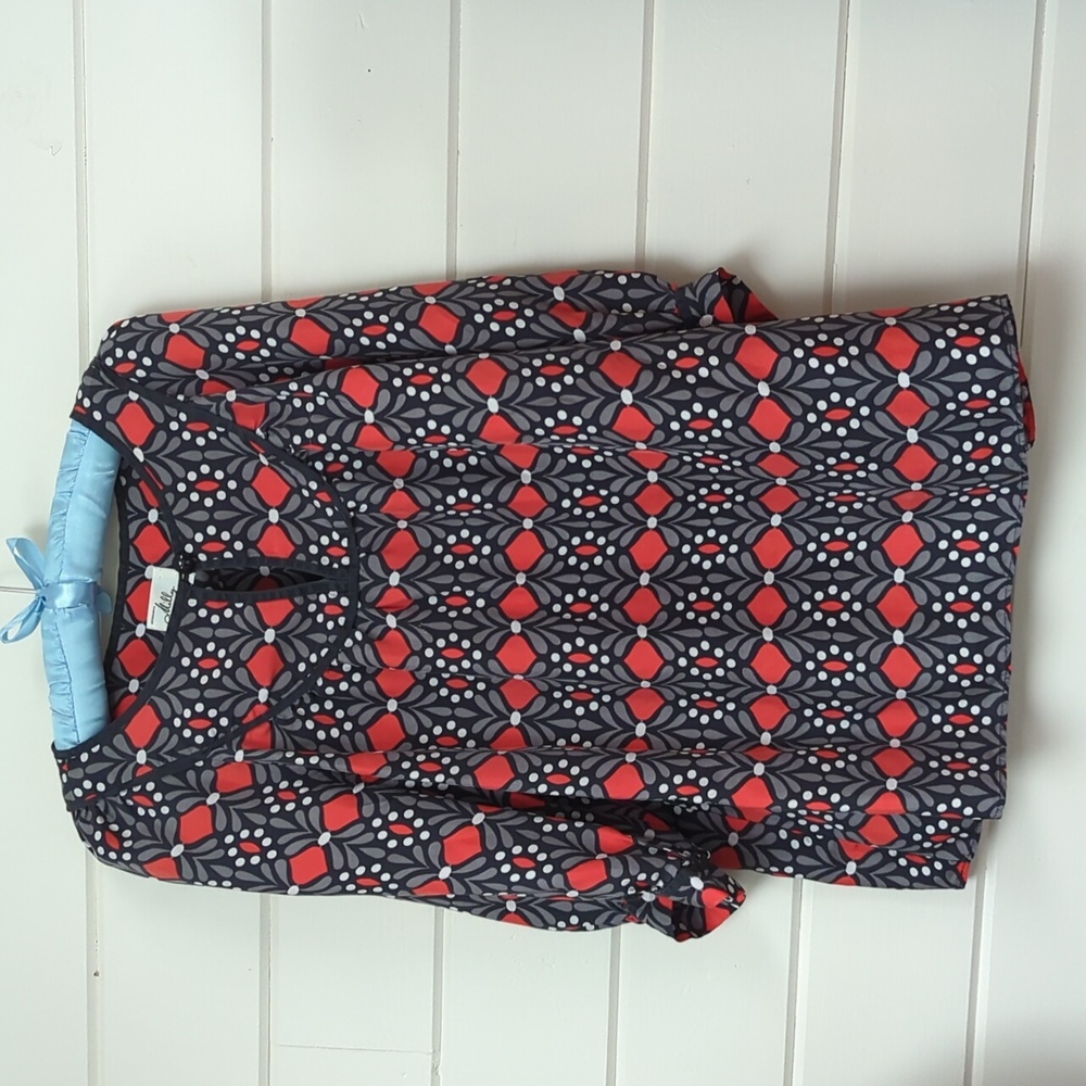 Milly silk blouse, size 12 (according to size chart)